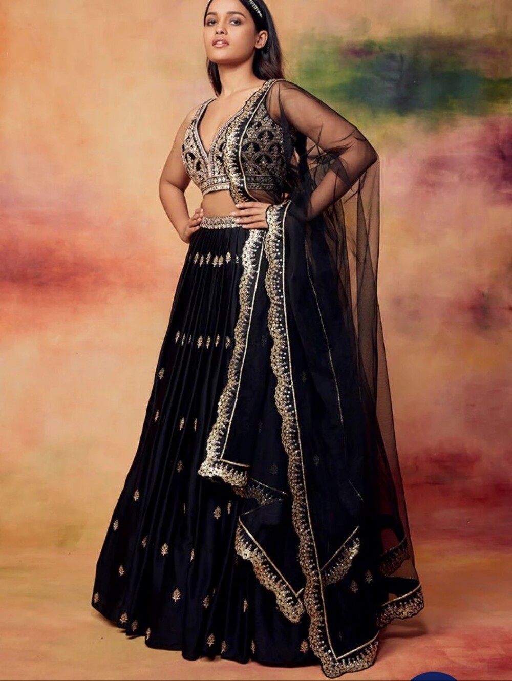Black Lashkaraa Lehenga, Small, Only Worn Once - Picture 3 of 8